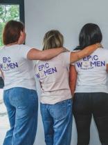 Picture of 3 women arm in arm